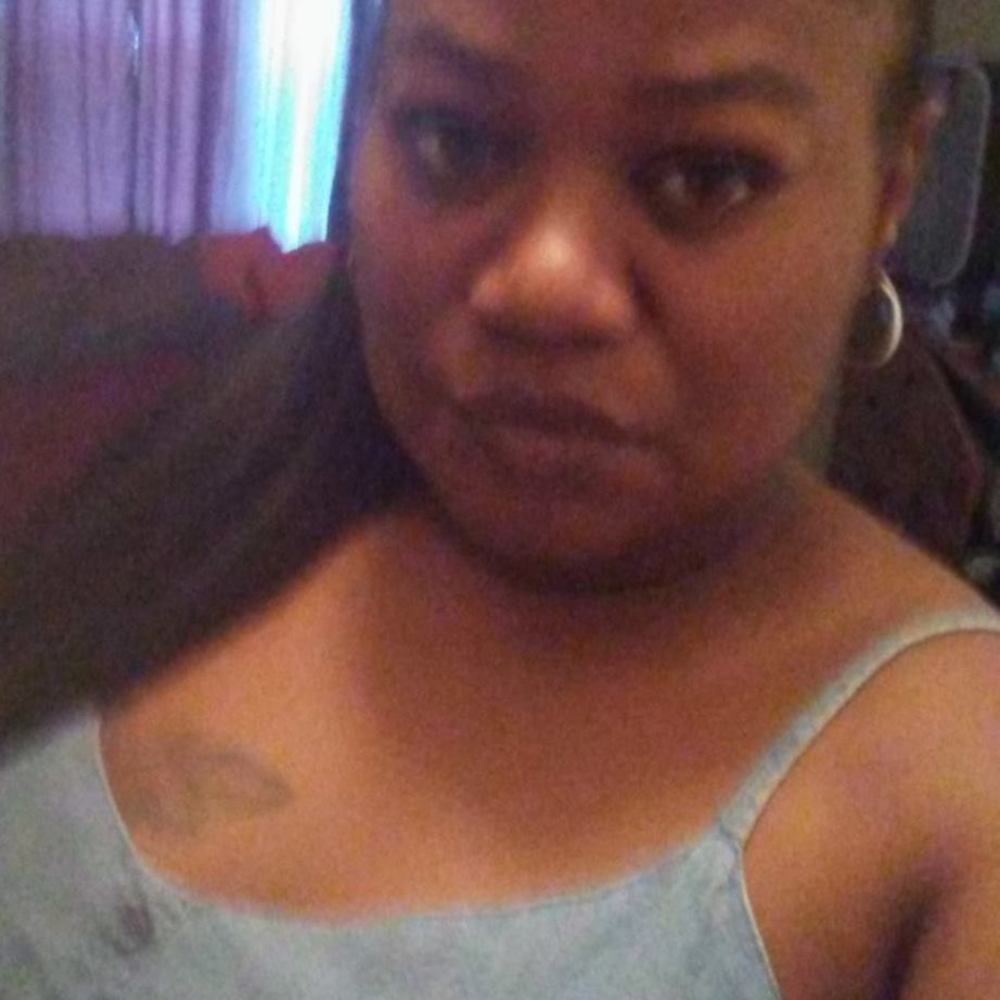 Meet your Posher, Ebony